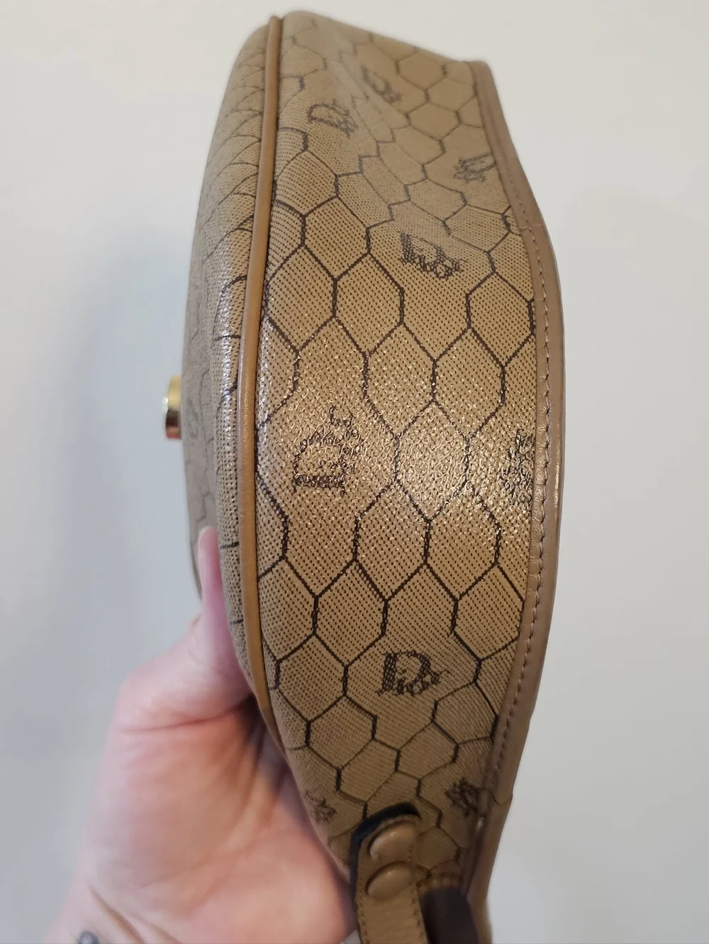 1980s Vintage Christian Dior Honeycomb Shoulder/Crossbody Bag - Picture 8 of 16